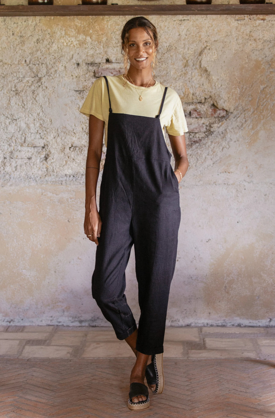 Ready to take your style to an all-new height? Suit up, wanderer. Meet the  Take a Hike Overalls 🥾🌾⛰️ — designed to elevate y